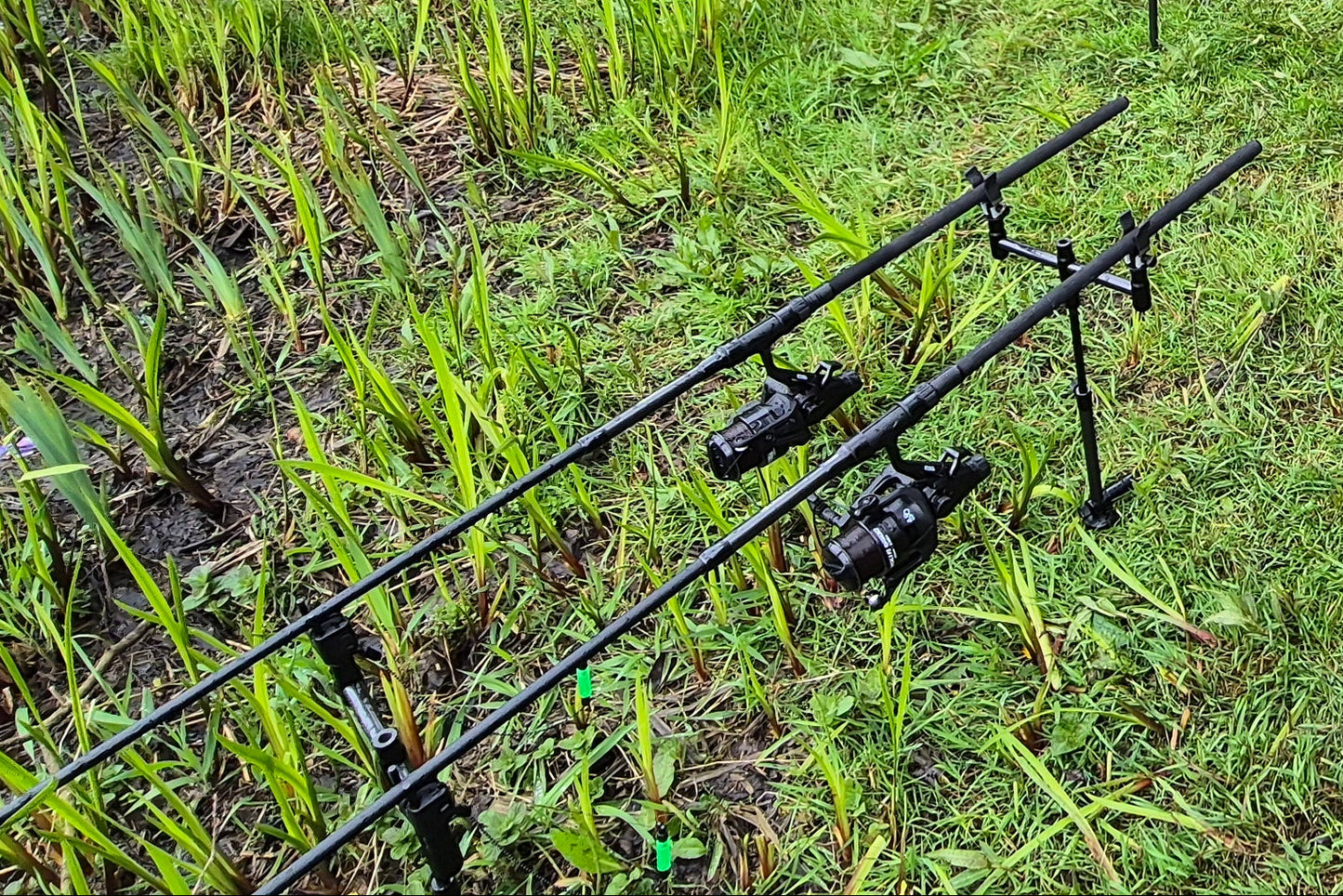 Nero Prime 4X2 Buzz Bar Kit (3 Rod Goal Post Kit)